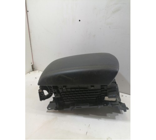 Бардачок центральной консоли