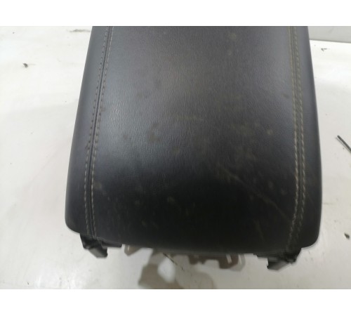 Бардачок центральной консоли