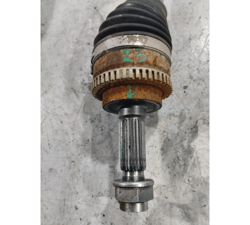 Привод (полуось) передний правый