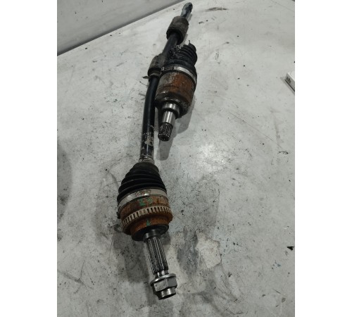 Привод (полуось) передний правый