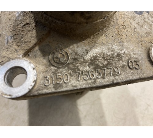 Кронштейн привода