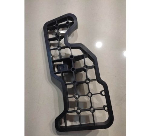 Опора напольного покрытия (правая)