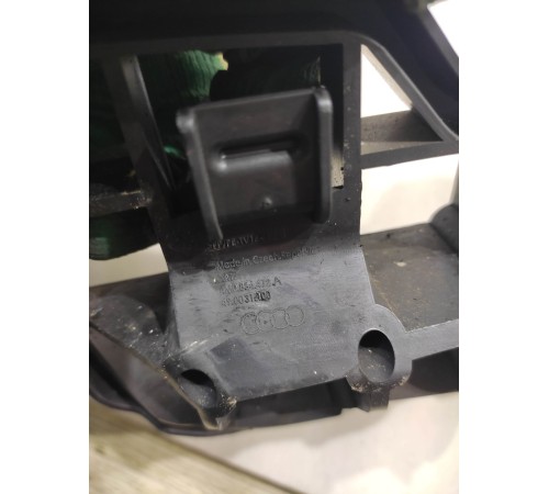 Опора напольного покрытия (правая)