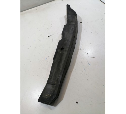 Уплотнитель крыла правый