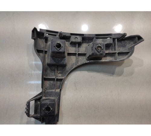 Кронштейн заднего бампера (левый)