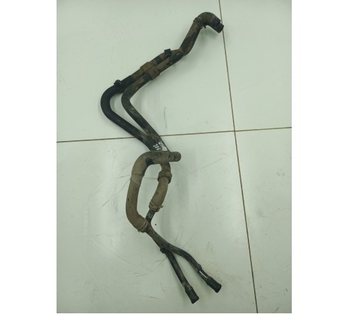 Патрубок системы охлаждения