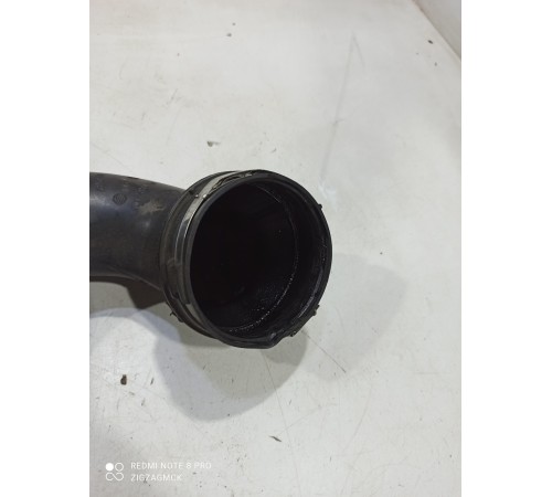 Патрубок воздушного фильтра