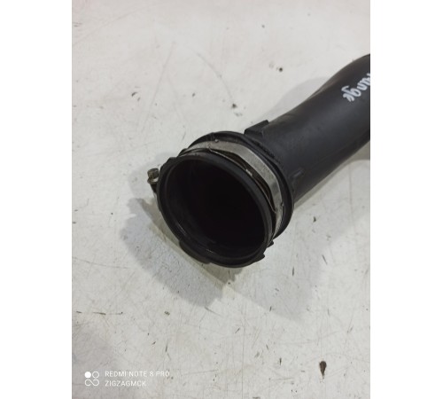 Патрубок воздушного фильтра