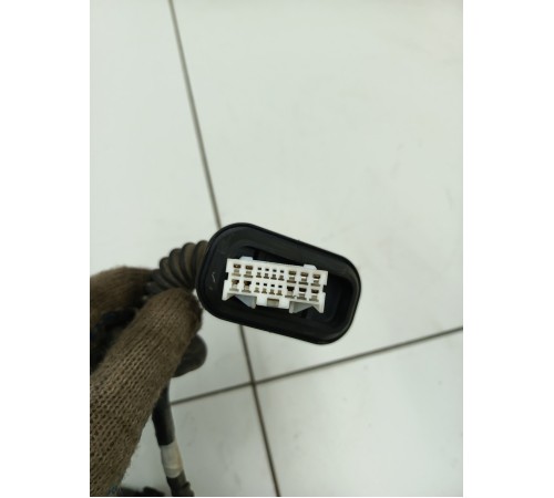 Электропроводка двери задняя правая