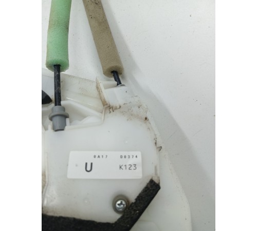 Замок двери задний левый