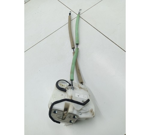 Замок двери задний левый