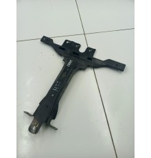 Кронштейн (стойка) замка капота