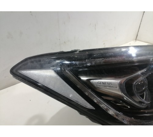 Фара правая LED