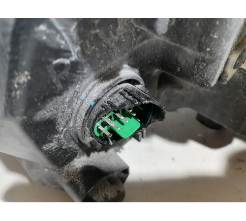 Фара правая LED