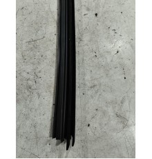 Уплотнитель стекла (задний правый)