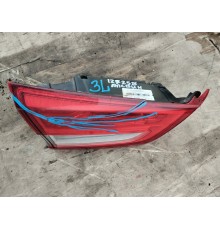 Фонарь крышки двери багажника левый внутренний