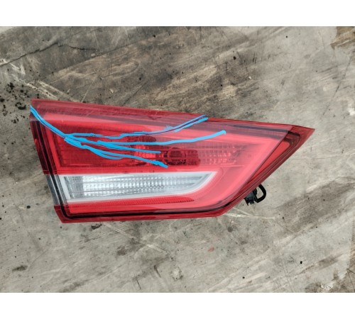 Фонарь крышки двери багажника левый внутренний