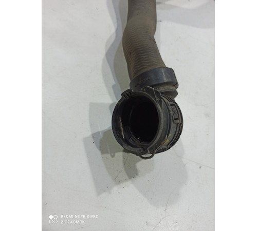 Патрубок системы охлаждения