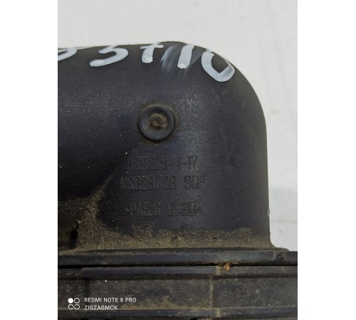 Патрубок системы охлаждения