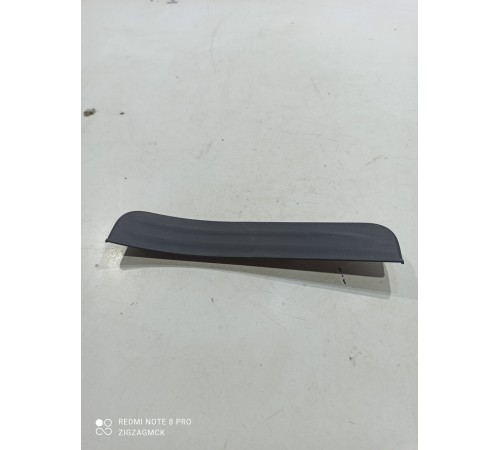 Накладка порога (передняя левая)