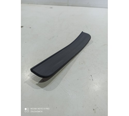 Накладка порога (передняя левая)