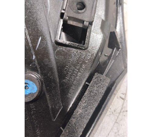 Накладка спойлера задняя правая