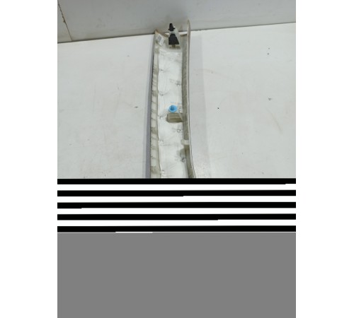 Обшивка стойки лобового стекла(левая)