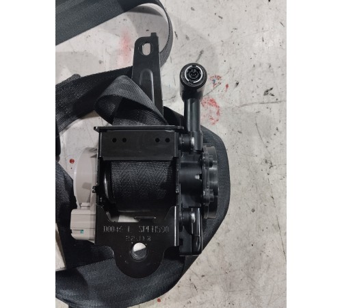 Ремень безопасности (передний левый)