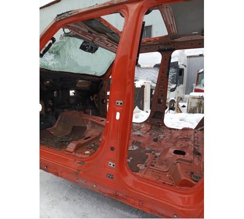 Порог со стойкой левый