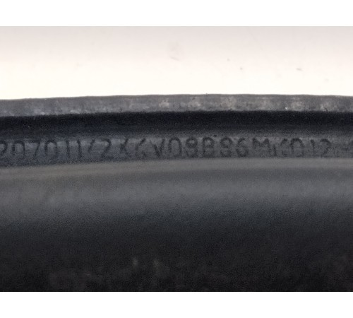 Уплотнитель двери(передний правый)