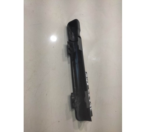 Держатель шланга омывателя лобового стекла