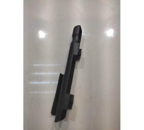 Держатель шланга омывателя лобового стекла