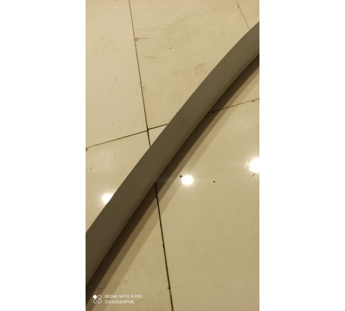 Обшивка крышки багажника