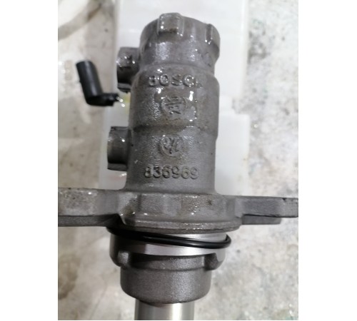 Главный тормозной цилиндр (в сборе)