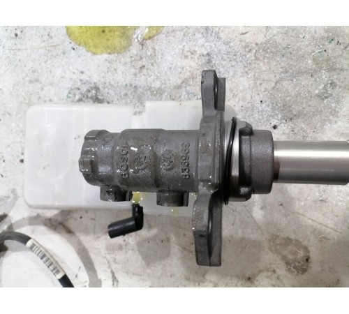 Главный тормозной цилиндр (в сборе)