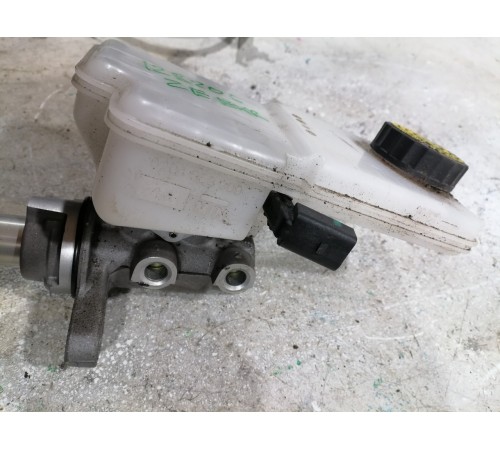 Главный тормозной цилиндр (в сборе)