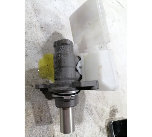 Главный тормозной цилиндр (в сборе)