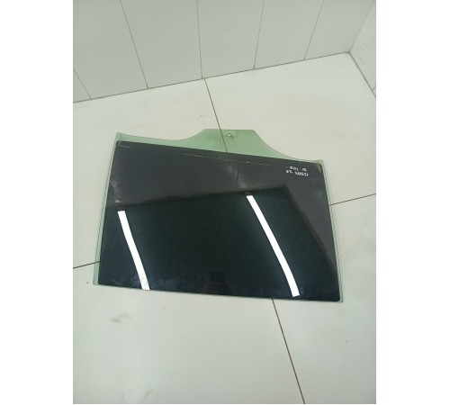 Стекло двери заднее правое
