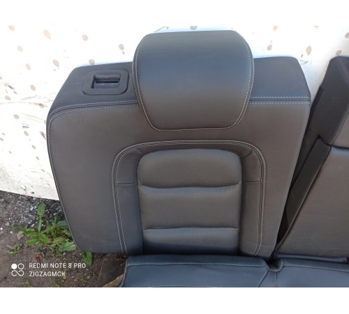 Задний ряд сидений