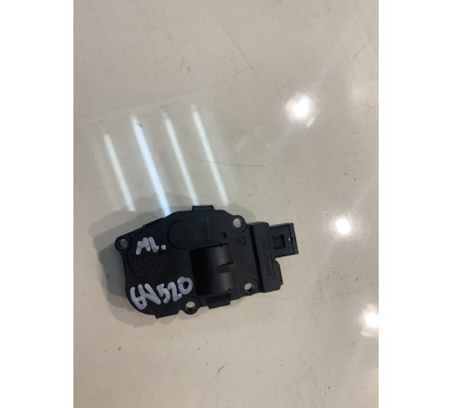 Моторчик привода заслонок отопителя