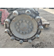 Ступица передняя левая