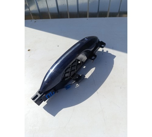 Ручка двери наружная передняя левая 