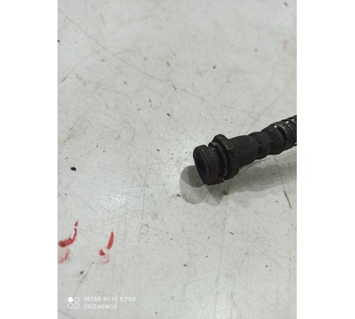 Тормозной шланг(передний правый)