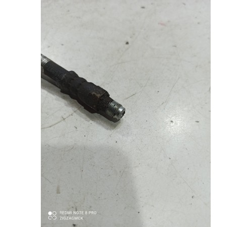 Тормозной шланг(передний правый)