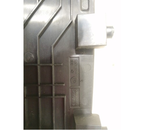 Кнопка стеклоподъемника