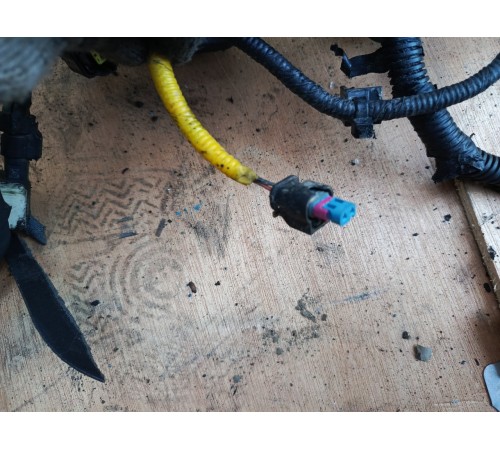 Электропроводка подкапотная с монтажным блоком