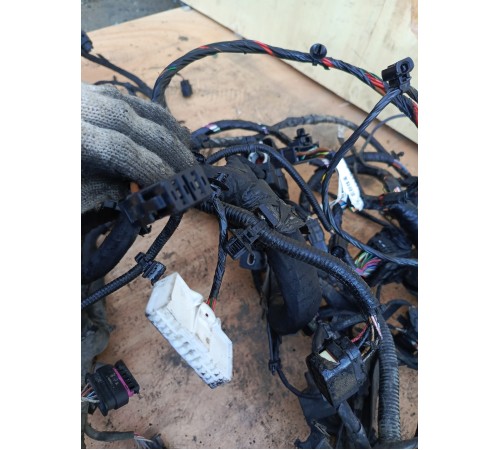 Электропроводка подкапотная с монтажным блоком