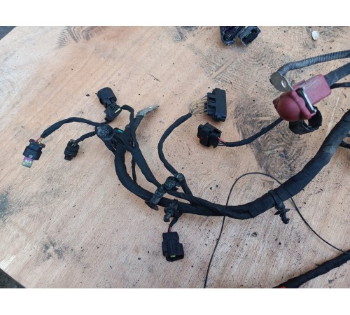 Электропроводка подкапотная с монтажным блоком