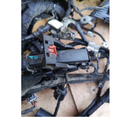 Электропроводка подкапотная с монтажным блоком