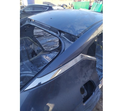 Стекло заднее правое глухое